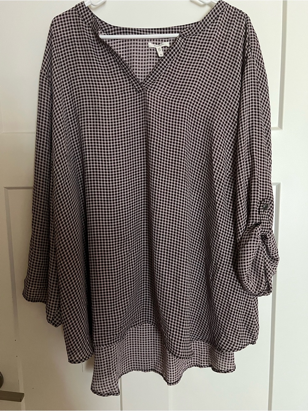 NWT Maurice’s Women’s Black and White Checked V-Neck Tunic Blouse